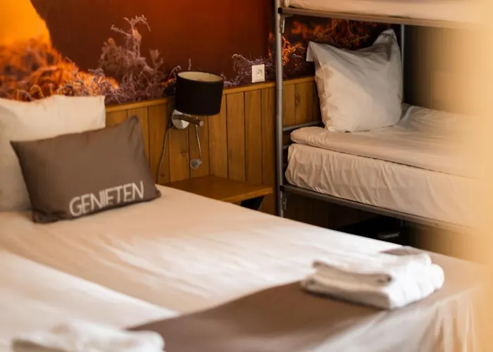 Restaurant 'de Vossenberg' מלון